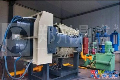 十九大報告中明確指出:&ldquo;建設(shè)生態(tài)文明是中華民族永續(xù)發(fā)展的千年大計&rdquo;,而污泥的無害化與資源化處置問題備受關(guān)注。&rdquo; 大環(huán)境下 污泥壓濾機廠家銷量出現(xiàn)新高峰